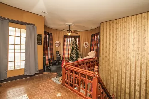 503 N Kickapoo St, Lincoln, IL 62656 photo 24