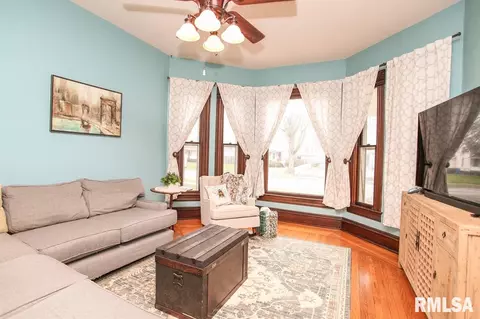 503 N Kickapoo St, Lincoln, IL 62656 photo 9