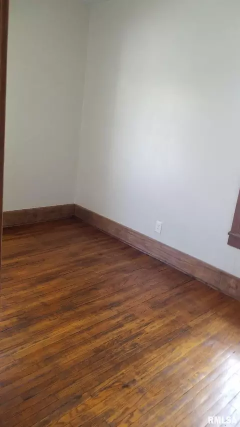 2226 S 10th St, Springfield, IL 62703 photo 10