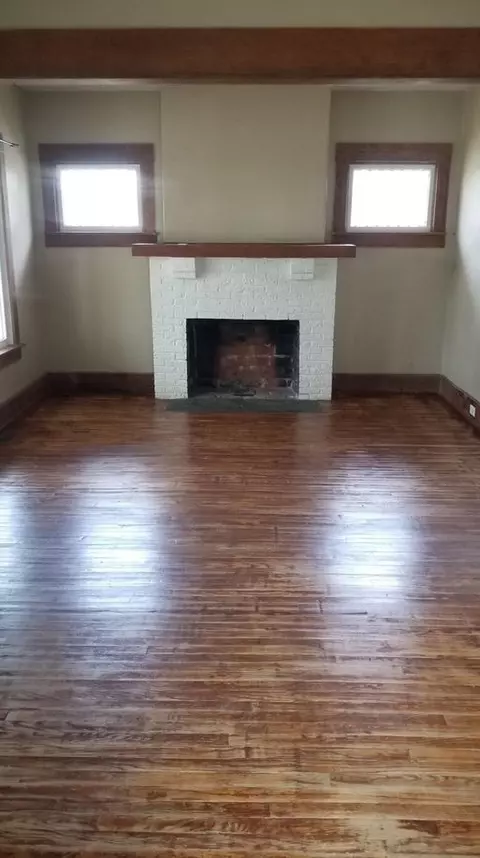 2226 S 10th St, Springfield, IL 62703 photo 6