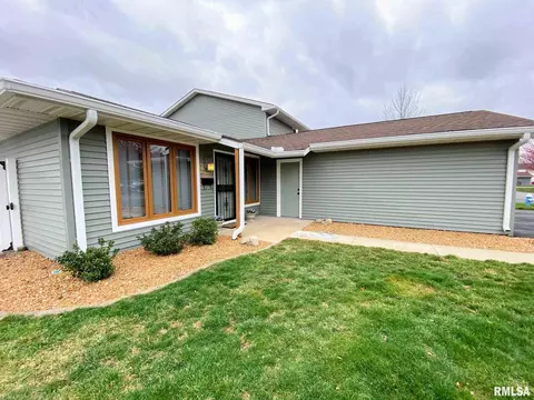 18 Brookside Pl, Springfield, IL 62704 photo 3
