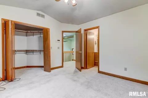 2206 Pond Mill Ct, Springfield, IL 62704 photo 17