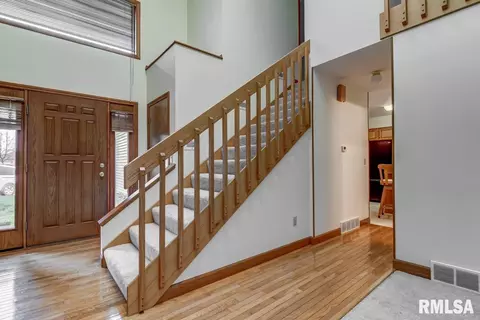 2206 Pond Mill Ct, Springfield, IL 62704 photo 3