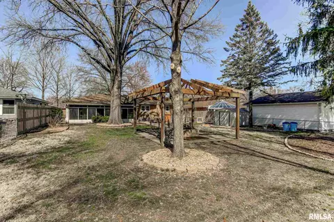 2408 Tamaroa Trl, Springfield, IL 62702 photo 39