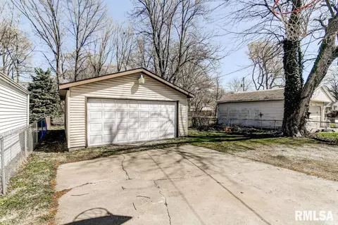 1214 N Bond St, Springfield, IL 62702 photo 26