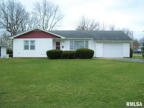 320 E Jefferson St, Winchester, IL 62694 photo 1
