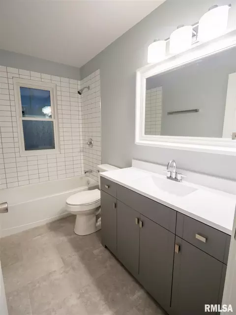 2316 S Pasfield St, Springfield, IL 62704 photo 25