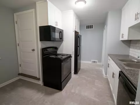 2316 S Pasfield St, Springfield, IL 62704 photo 15