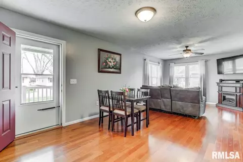 2230 Enterprise St, Springfield, IL 62702 photo 7
