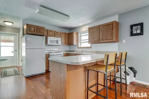 2230 Enterprise St, Springfield, IL 62702 photo 18