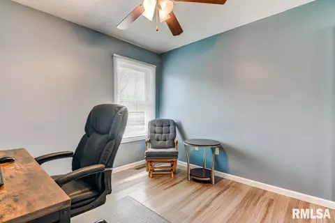 2230 Enterprise St, Springfield, IL 62702 photo 27