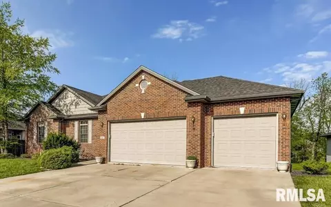 227 Buffett Ln, Springfield, IL 62711 photo 4