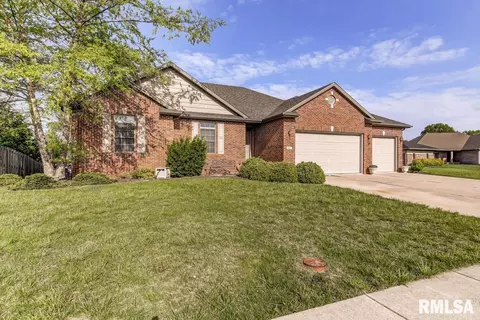 227 Buffett Ln, Springfield, IL 62711 photo 2