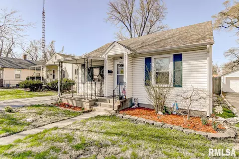 1929 Keys Ave, Springfield, IL 62702 photo 2