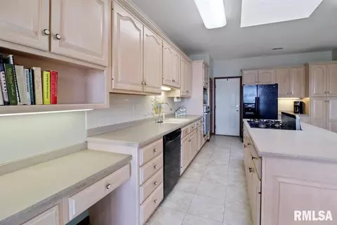 24 Hickory Pt, Springfield, IL 62712 photo 16