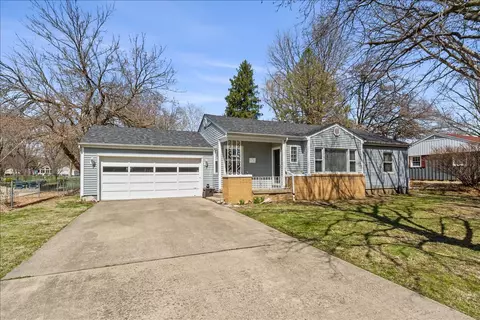 134 Circle Dr, Springfield, IL 62703 photo 1