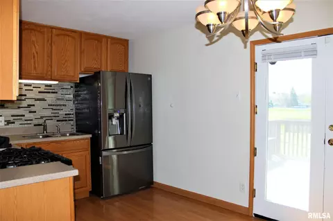 2628 Griffiths Ave, Springfield, IL 62702 photo 5