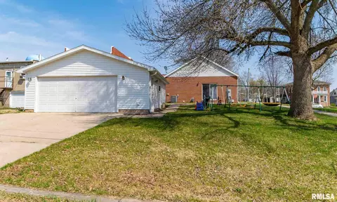 103 W Wayne St, Mount Pulaski, IL 62548 photo 23