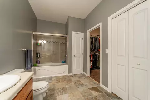103 W Wayne St, Mount Pulaski, IL 62548 photo 12