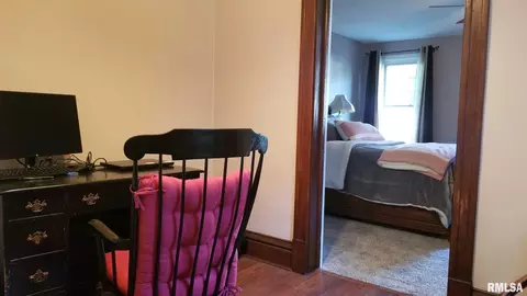 128 N Douglas Ave, Springfield, IL 62702 photo 12