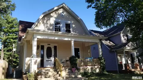 128 N Douglas Ave, Springfield, IL 62702 photo 2