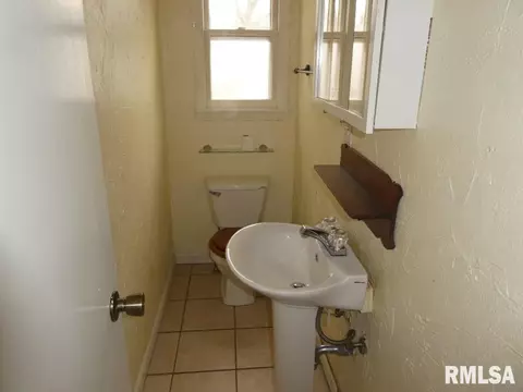 1934 S 5th St, Springfield, IL 62703 photo 6