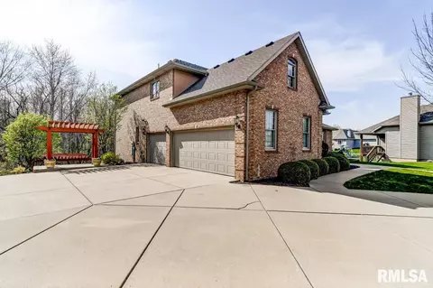 6413 Bent Tree Ct, Springfield, IL 62712 photo 2
