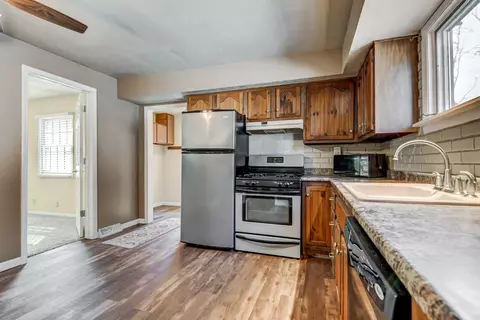 709 S Columbia Ave, Springfield, IL 62704 photo 10