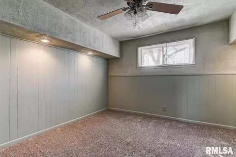709 S Columbia Ave, Springfield, IL 62704 photo 23