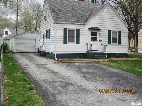 2031 E Buchanan St, Springfield, IL 62703 photo 3