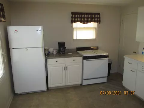 2031 E Buchanan St, Springfield, IL 62703 photo 7