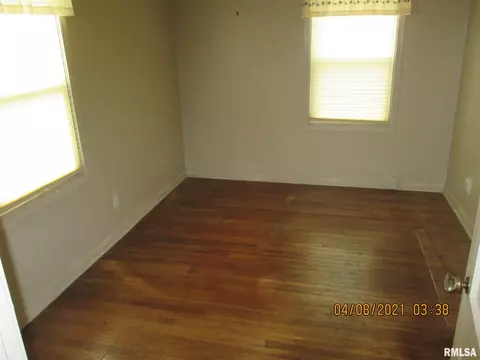 2031 E Buchanan St, Springfield, IL 62703 photo 12