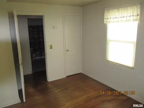 2031 E Buchanan St, Springfield, IL 62703 photo 11