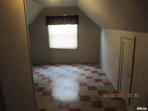 2031 E Buchanan St, Springfield, IL 62703 photo 15