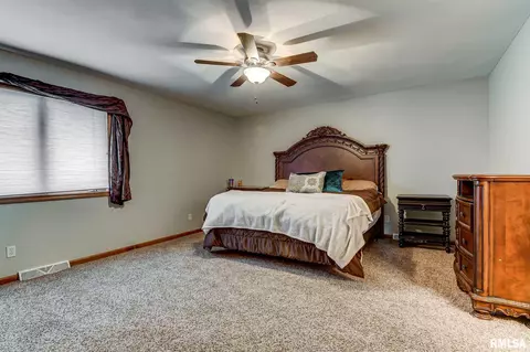 1205 Wakefield Dr, Springfield, IL 62704 photo 20