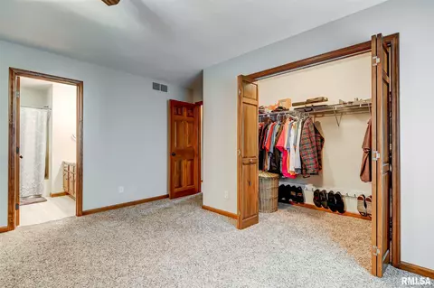 1205 Wakefield Dr, Springfield, IL 62704 photo 18