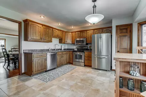 1205 Wakefield Dr, Springfield, IL 62704 photo 3