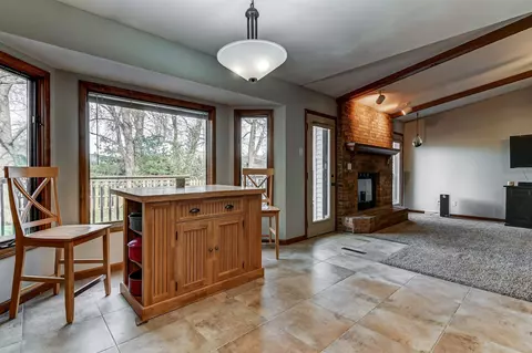 1205 Wakefield Dr, Springfield, IL 62704 photo 5