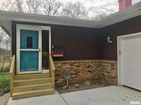 7420 E State Route 54 Rd, Riverton, IL 62561 photo 2