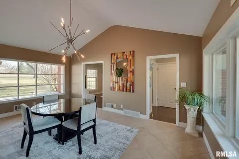 1 The Elms Ln, Springfield, IL 62712 photo 10
