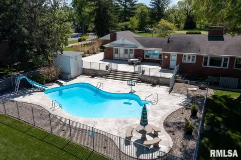 1 The Elms Ln, Springfield, IL 62712 photo 3