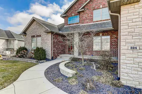 324 Grindstone Rd, Chatham, IL 62629 photo 3