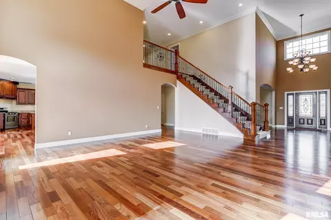 324 Grindstone Rd, Chatham, IL 62629 photo 6