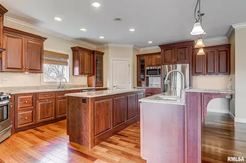 324 Grindstone Rd, Chatham, IL 62629 photo 8