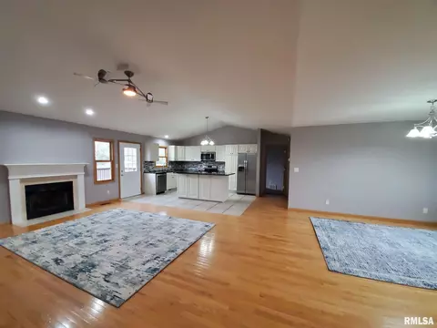 4124 Clearwater Ln, Springfield, IL 62707 photo 4