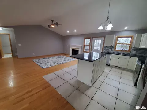 4124 Clearwater Ln, Springfield, IL 62707 photo 10