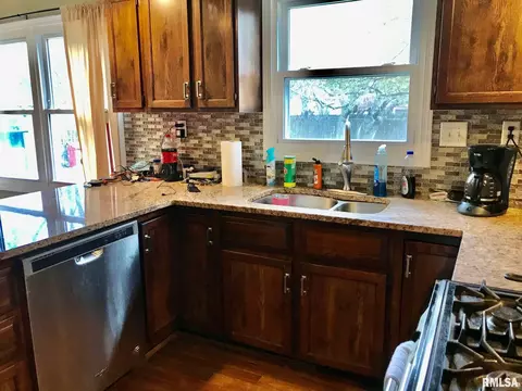 4148 Hazelcrest Rd, Springfield, IL 62703 photo 9