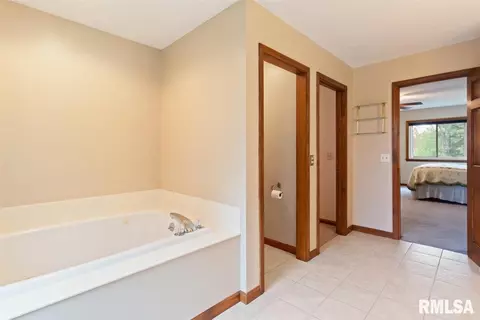 6301 Kate Ct, Springfield, IL 62712 photo 26