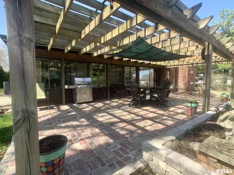 500 S Bradfordton Rd, Springfield, IL 62711 photo 5