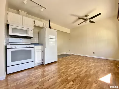 1501 Fairfield Dr, Springfield, IL 62702 photo 7